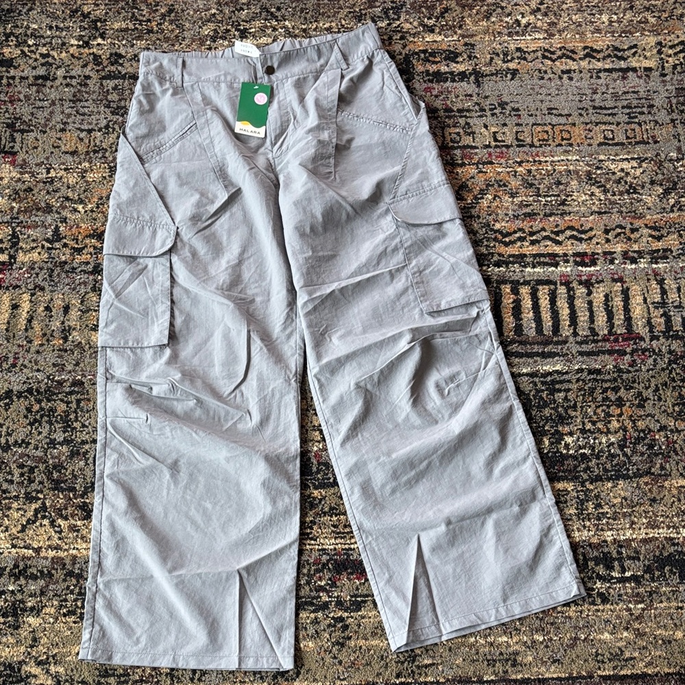 HALARA Light Gray Wide-Leg Cargo Pants
